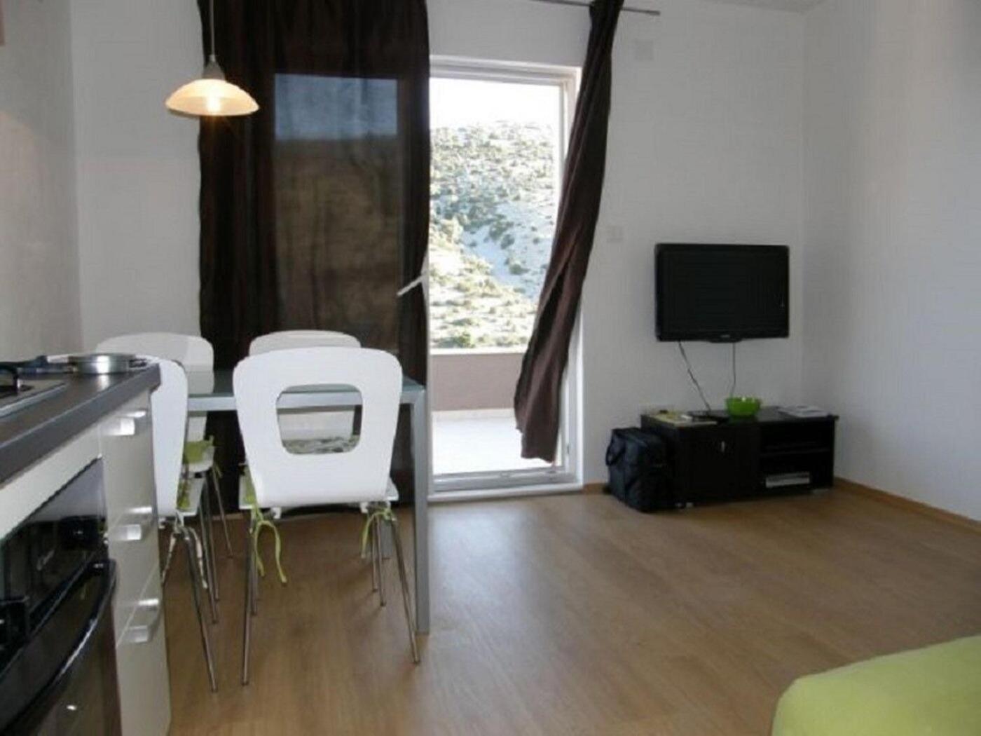 Apartments Ljubi Vinisce Luaran gambar